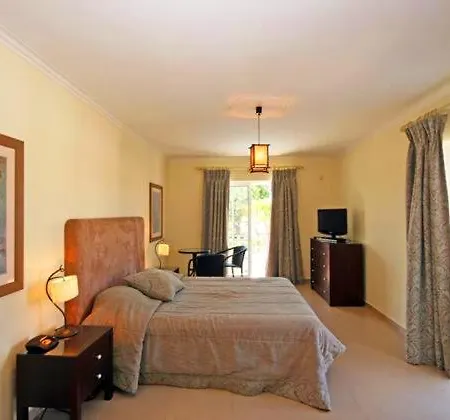 Vale Do Garrao Sleeps 8 Pool Air Con Quinta do Lago