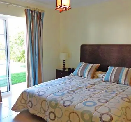 Vale Do Garrao Sleeps 8 Pool Air Con Quinta do Lago