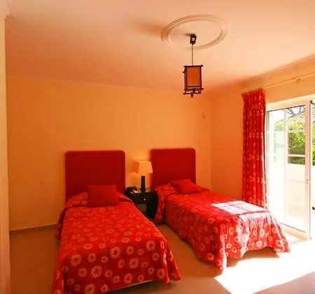 Vale Do Garrao Sleeps 8 Pool Air Con Villa *
